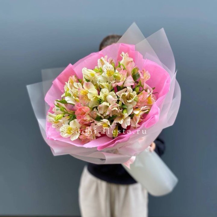 букет альстромерий "Cherry" в Хосте и Кудепсте