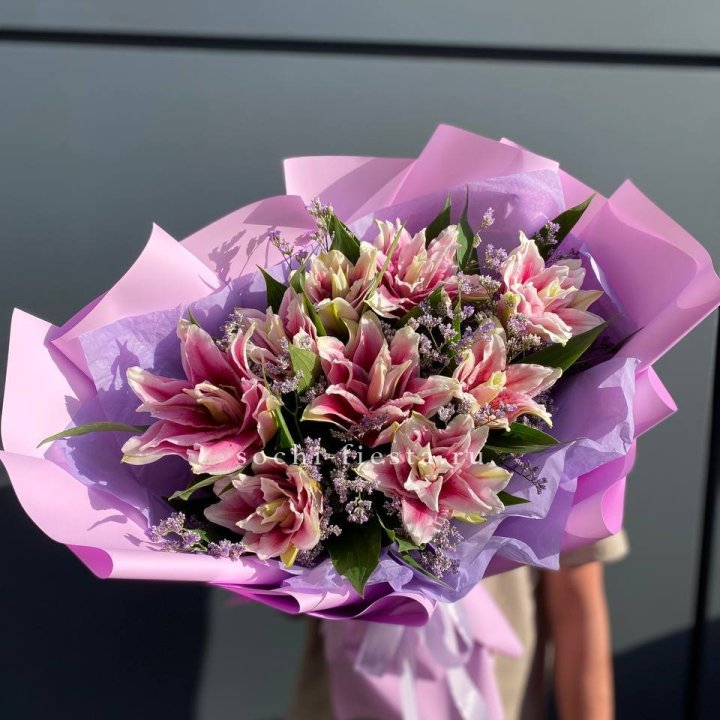 Букет пионовидных лилий №4 в Хосте и Кудепсте