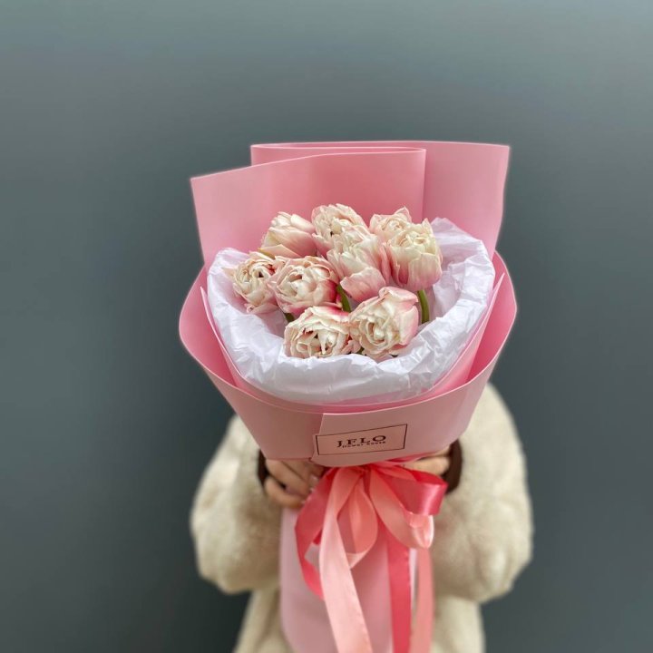 9 нежных тюльпанов в Хосте и Кудепсте