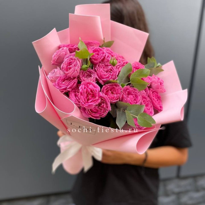 Пионовидные розы мисти баблс N.2 в Хосте и Кудепсте