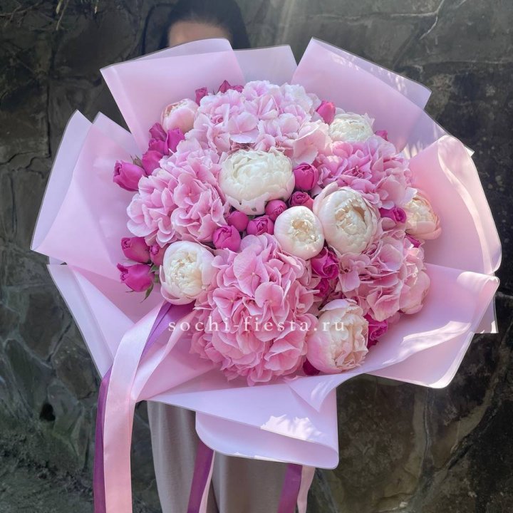 Букет Wildberry в Хосте и Кудепсте