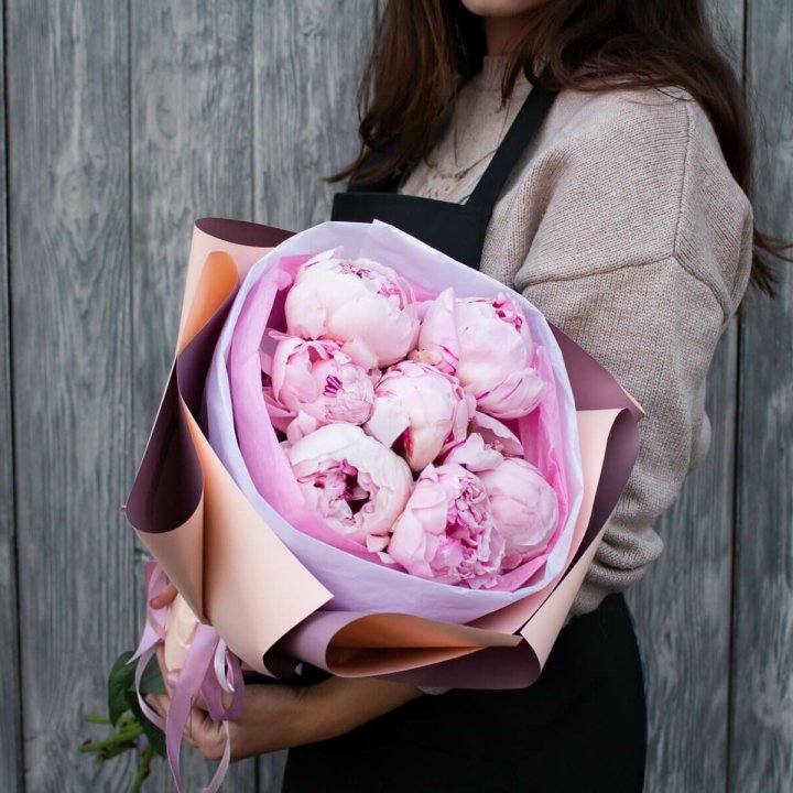 7 зефирных пионов в оформлении в Хосте и Кудепсте