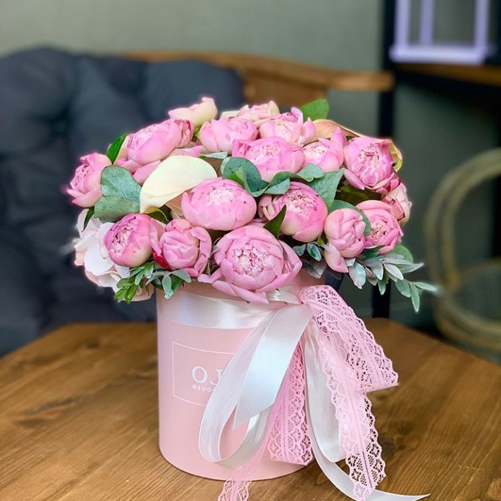 Композиция с пионами №1 в Хосте и Кудепсте