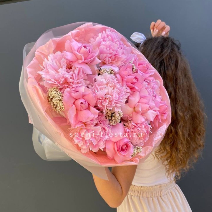 Букет с пионами "Pinki" в Хосте и Кудепсте