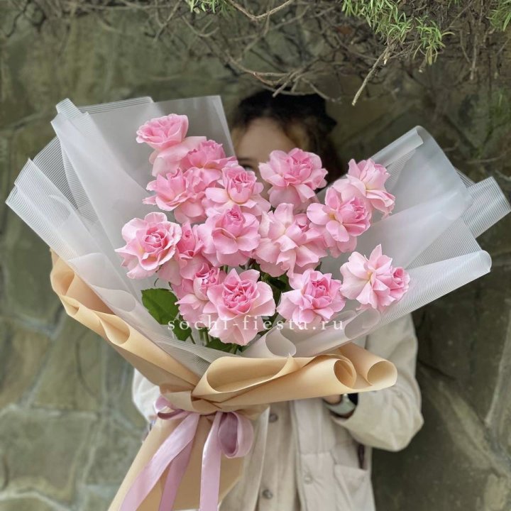 Букет из 15 французских роз Pink Dream в Хосте и Кудепсте