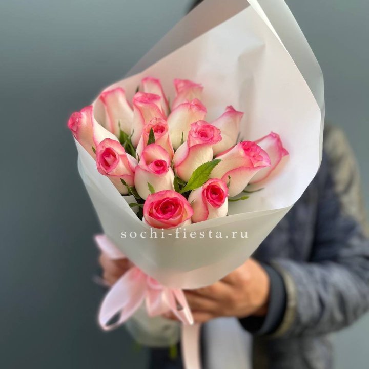 15 роз "Джумилия" в Хосте и Кудепсте
