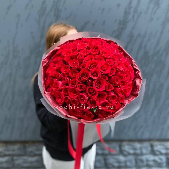 101  красная кенийская роза  в Хосте и Кудепсте