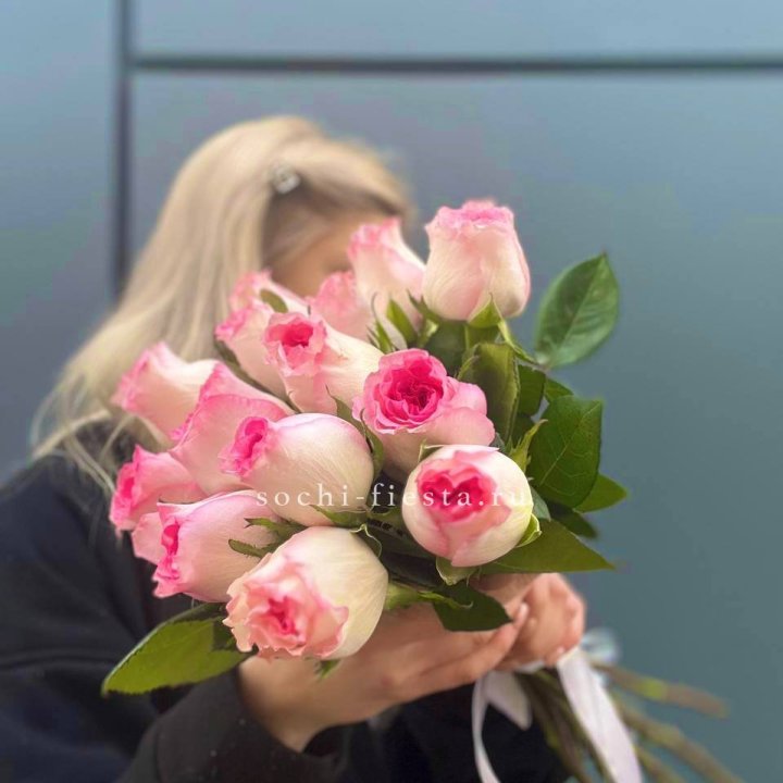 15 роз Mondala в Хосте и Кудепсте