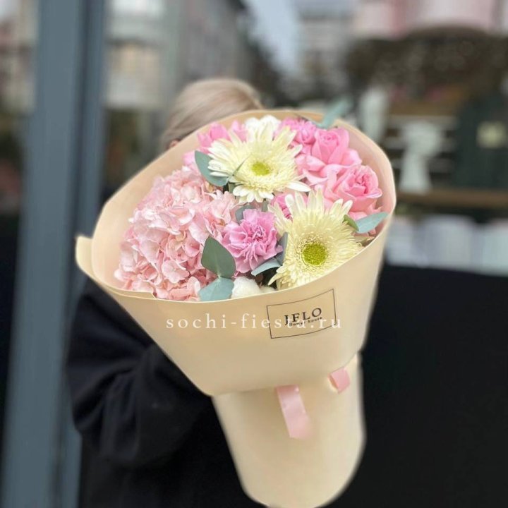  Букет  "Тёплые мгновения" в Хосте и Кудепсте