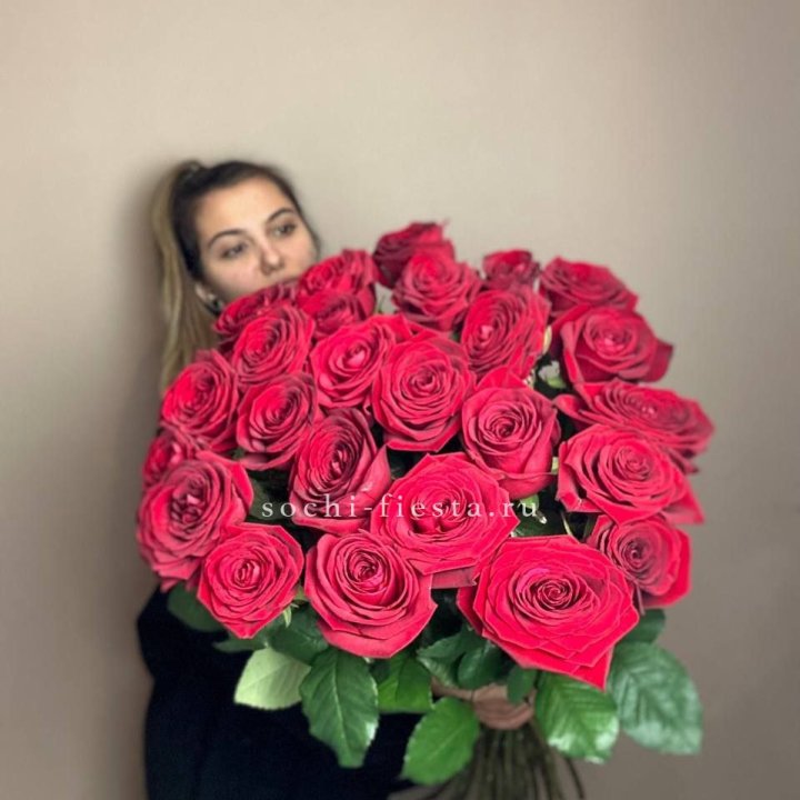 25 высоких роз в Хосте и Кудепсте
