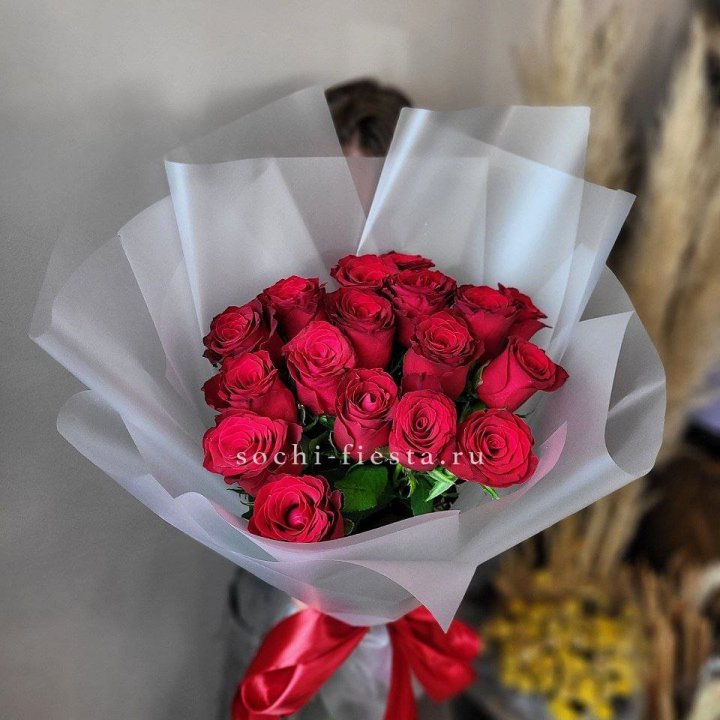 17 красных роз "Нет времени ждать" в Хосте и Кудепсте