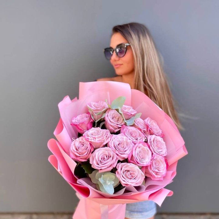 Букет розовых роз - количество на выбор в Хосте и Кудепсте