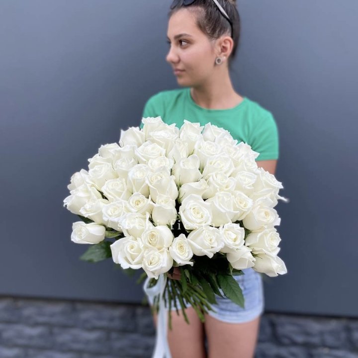 51 белая роза в Хосте и Кудепсте