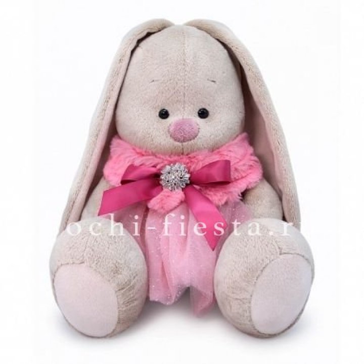 Зайка Ми в розовом платье в Хосте и Кудепсте