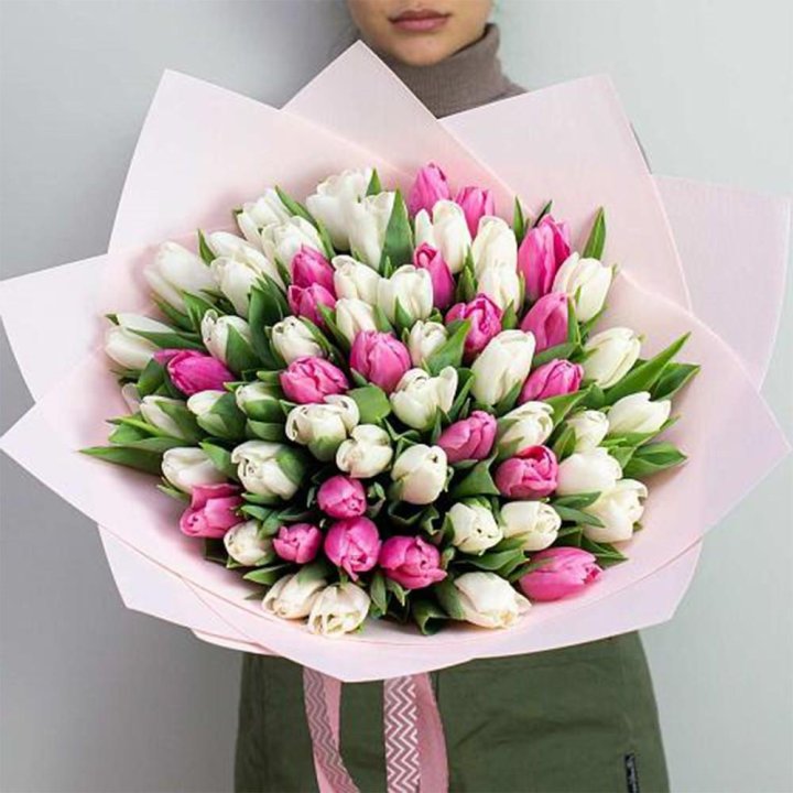 61 бело-розовый тюльпан в Хосте и Кудепсте