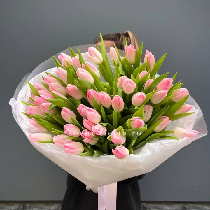 Букет тюльпанов нежно-розовых в Хосте и Кудепсте