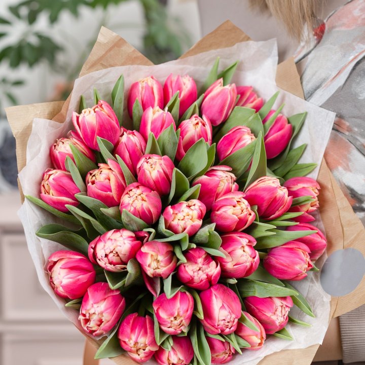 Букет пионовидных тюльпанов в Хосте и Кудепсте