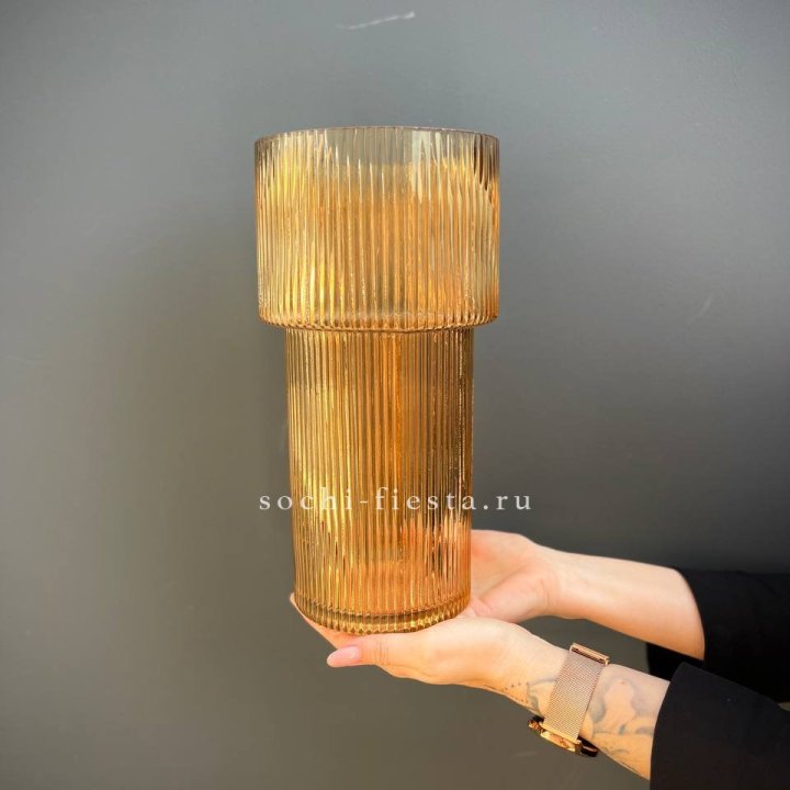 Стеклянная ваза №5 в Хосте и Кудепсте