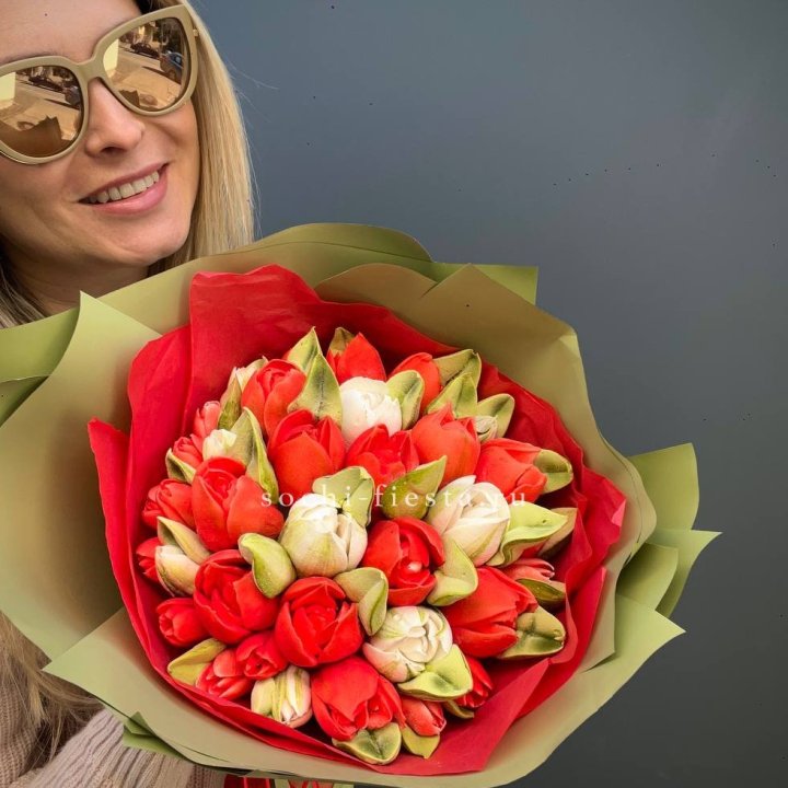 Зефирный букет из тюльпанов с доставкой в Хосте и Кудепсте